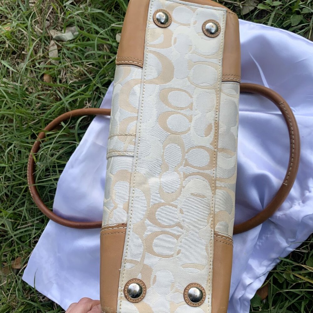 Coach Hampton Vintage Optic Signature Jacquard Cream Leather L0773-11818 Handbag - Picture 9 of 16